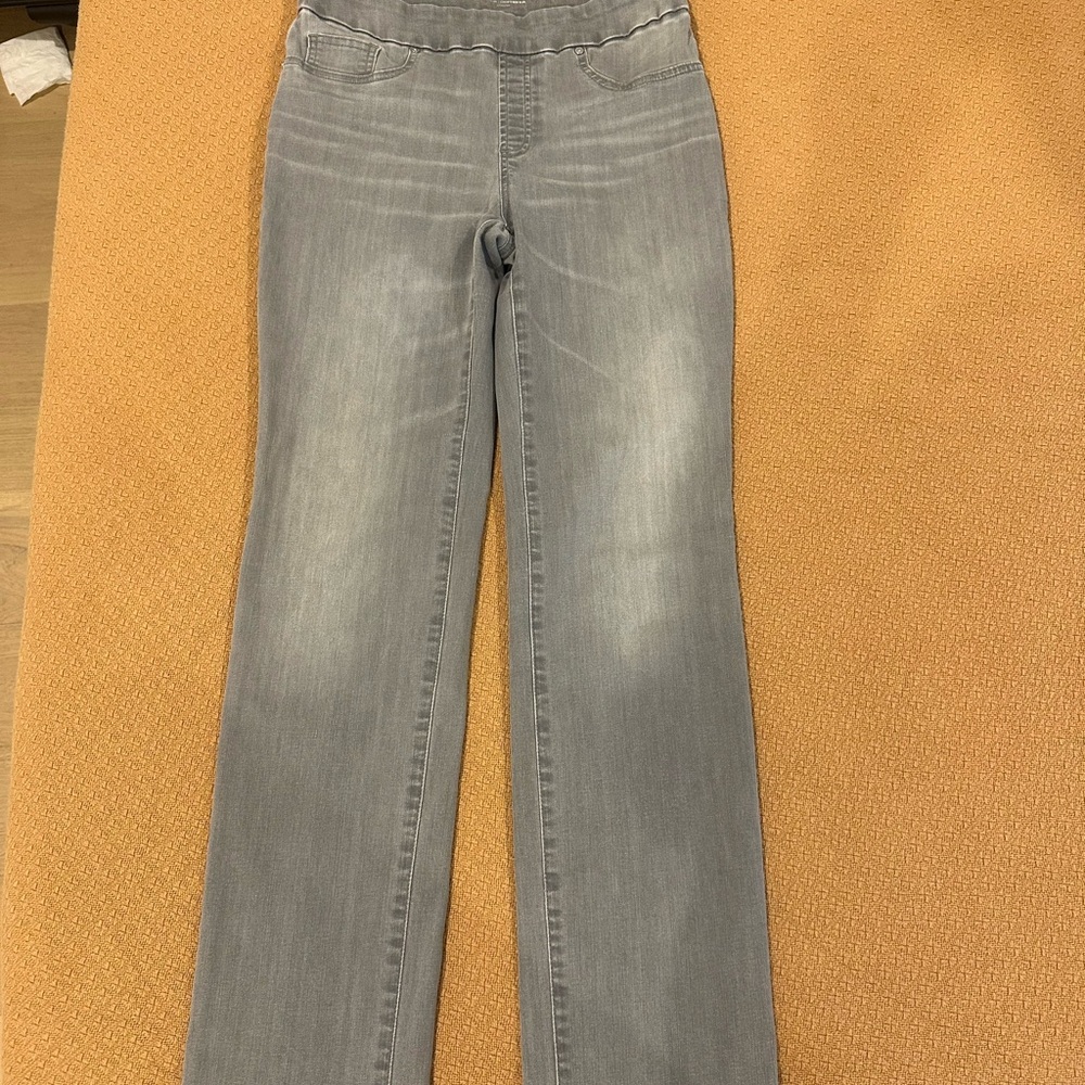 Chico's Classic Gray Straight Leg Jeans
